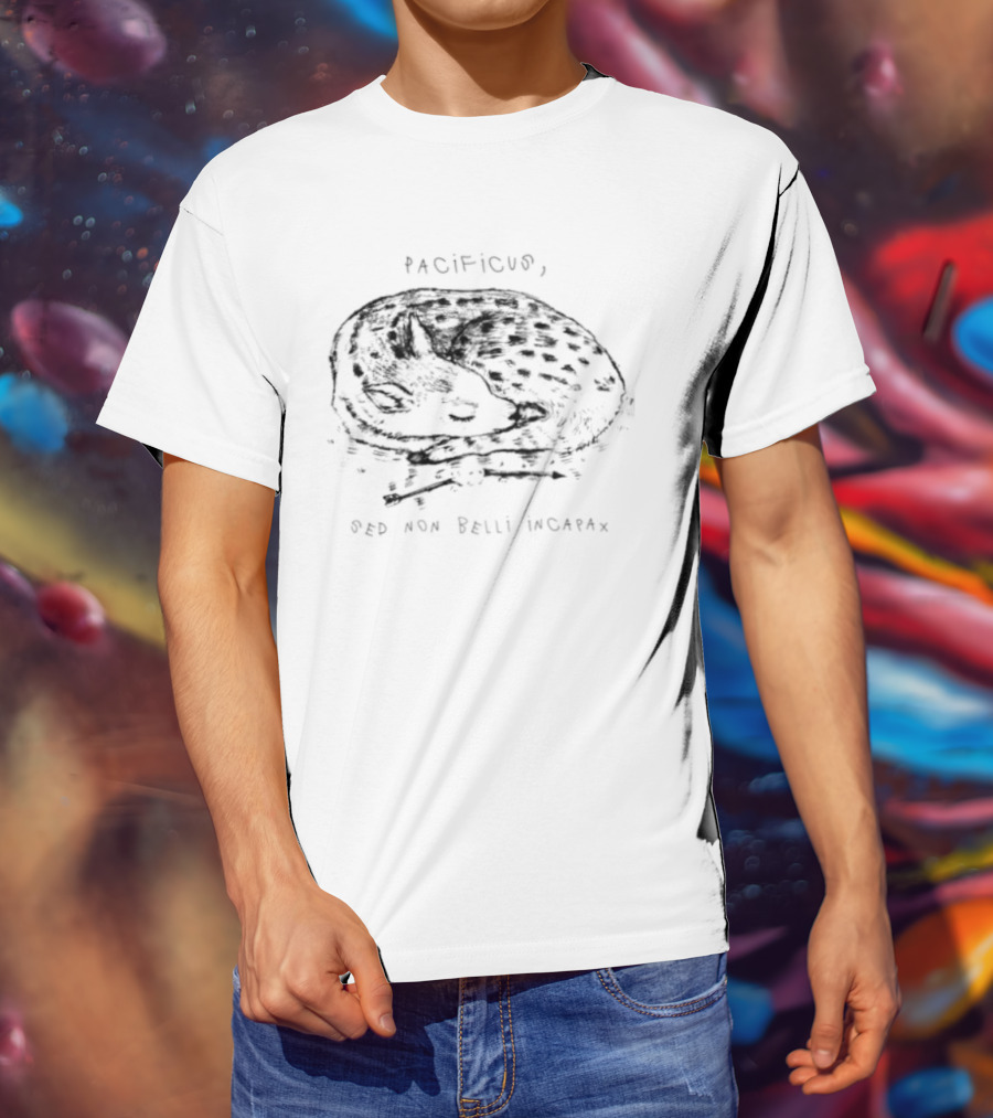 Pacificus Sed Non Belli Incapax Latin Turtle T-Shirt