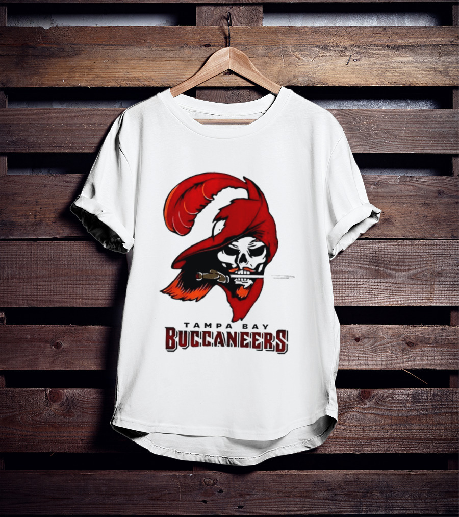 Rueben Bain Jr Tampa Bay Buccaneers 2026 Fire The Cannons Football Skeleton Pirate Flag T-Shirt