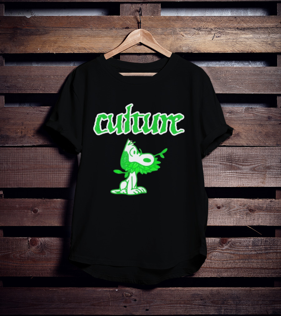 Culture Snoopy Peanuts Dog Leaf Crown T-Shirt