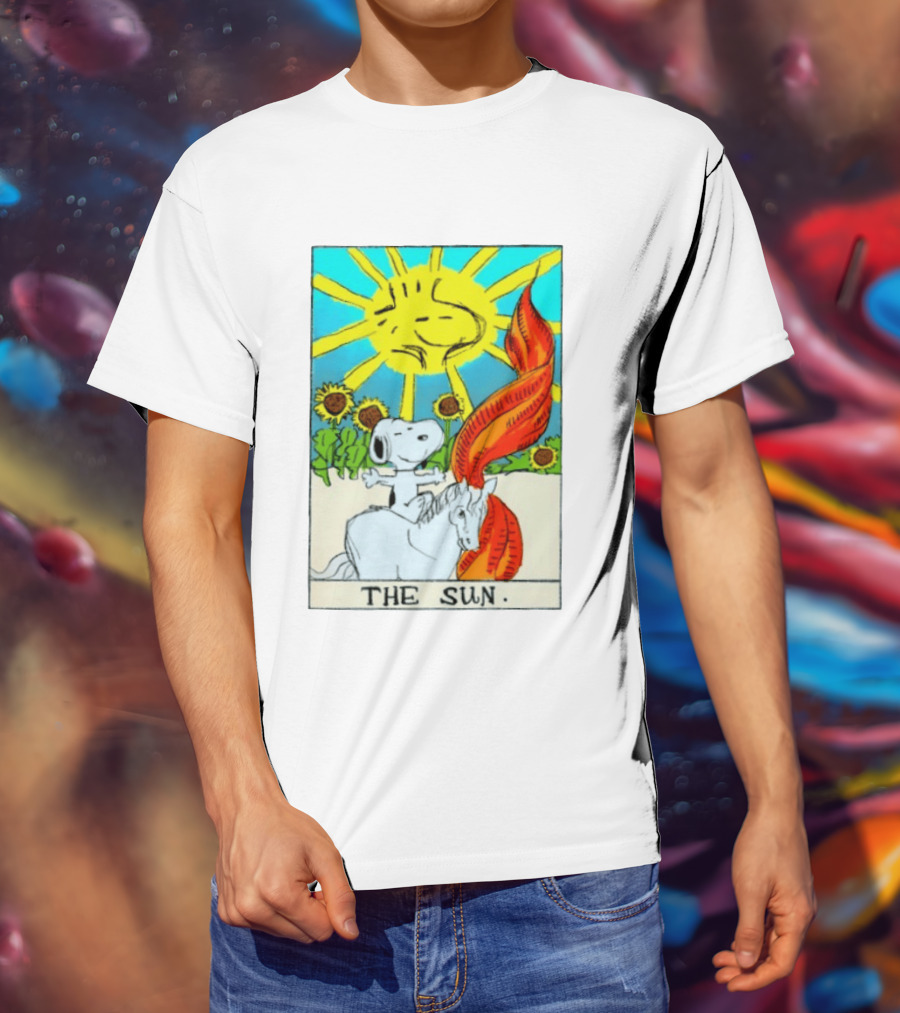 Snoopy The Sun Tarot Card Peanuts Charlie Brown Tarot T-Shirt