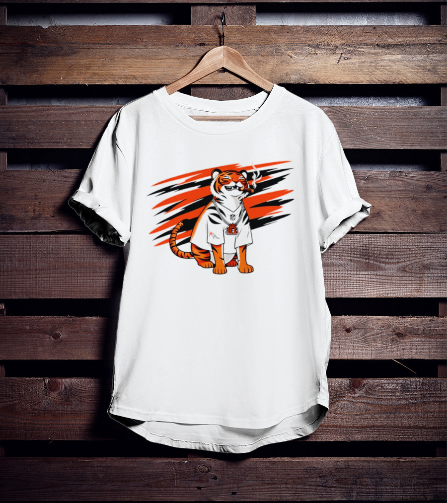 Cincinnati Bengals Tiger With Cigar And KGM Chain T-Shirt