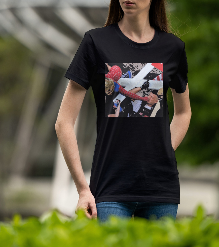 Minneapolis Spiderman Punching Police Protest Scene T-Shirt