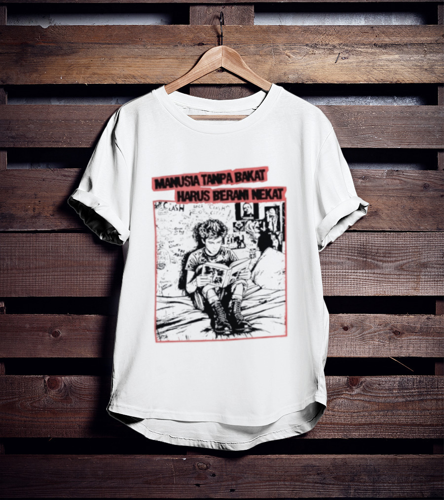 Manusia Tanpa Bakat Harus Berani Nekat Punk Collage T-Shirt