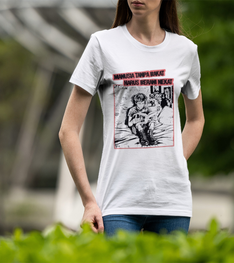 Manusia Tanpa Bakat Harus Berani Nekat Punk Collage T-Shirt