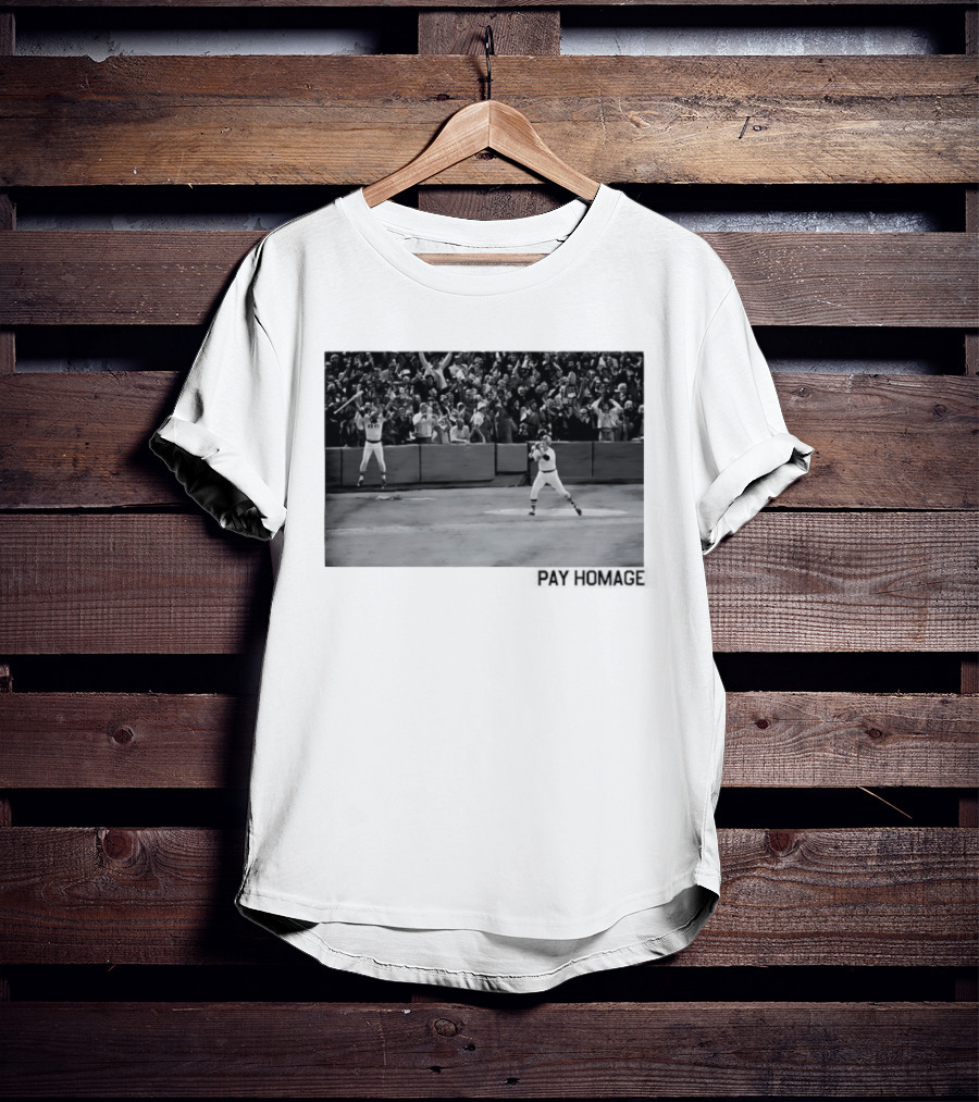 Carlton Fisk Boston Red Sox Baseball Pay Homage Moment Iconic Celebration T-Shirt