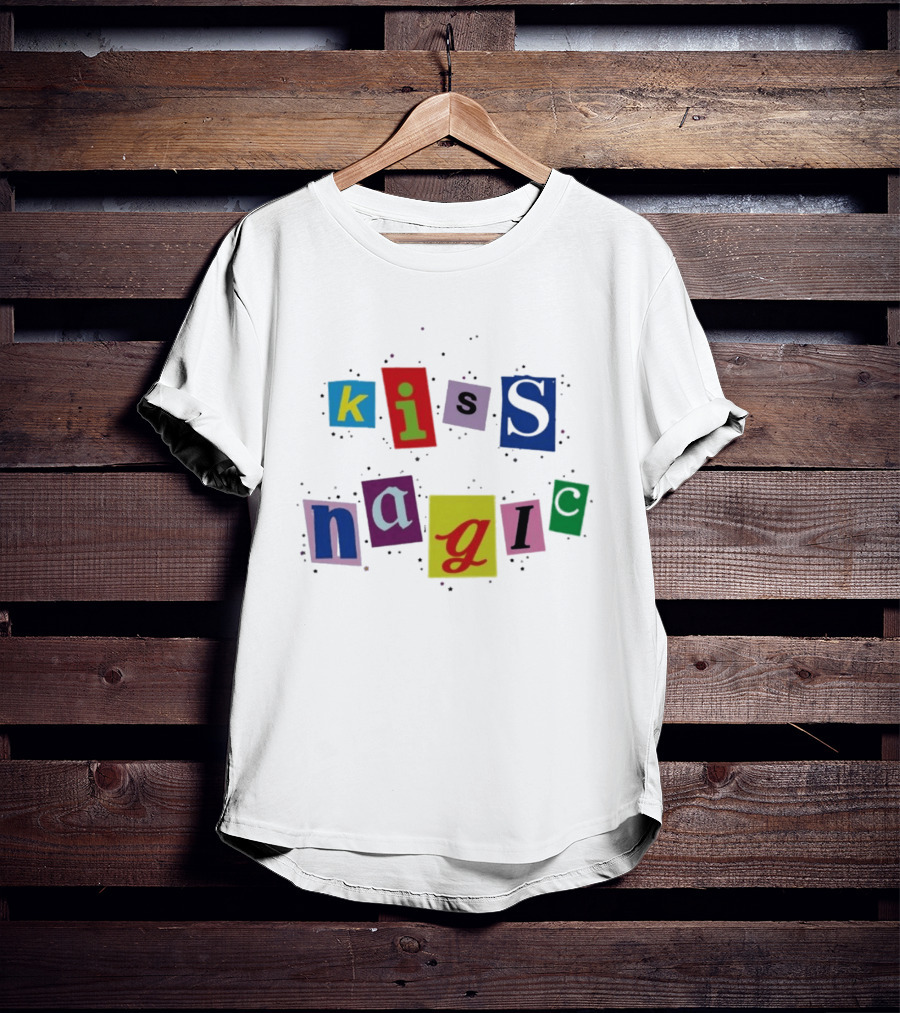 Maisie Williams Kiss Magic Typography Collage T-Shirt
