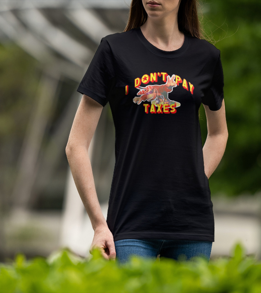 I Don't Pay Taxes Cool Monkey With Peace Sign T-Shirt