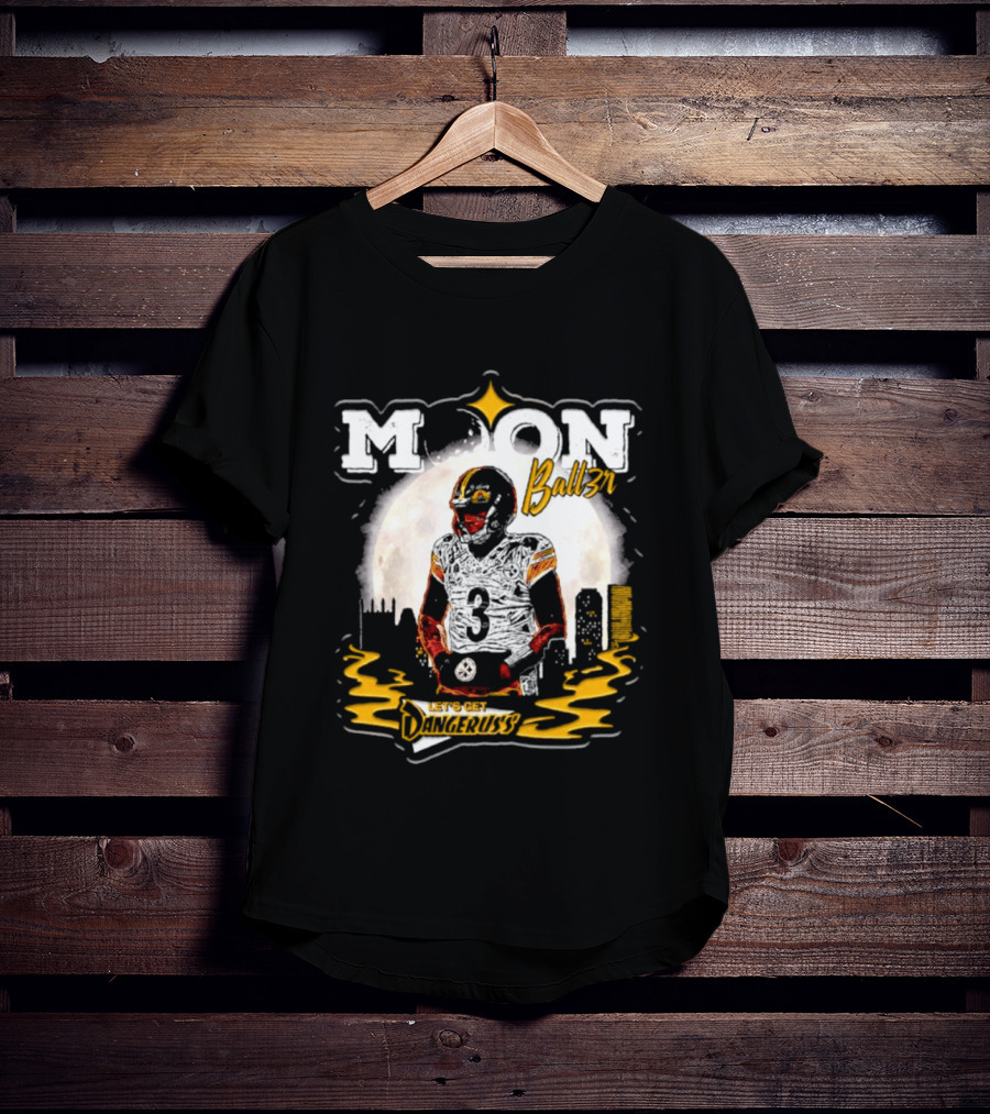Pittsburgh Steelers Moon Ball3r Dangeruss Football Russell Wilson T-Shirt
