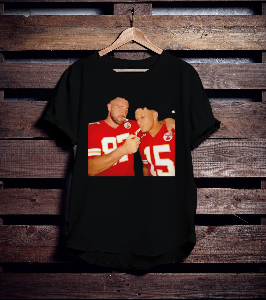 Kansas City Chiefs Mahomes Kelce Smoking 87 15 T-Shirt