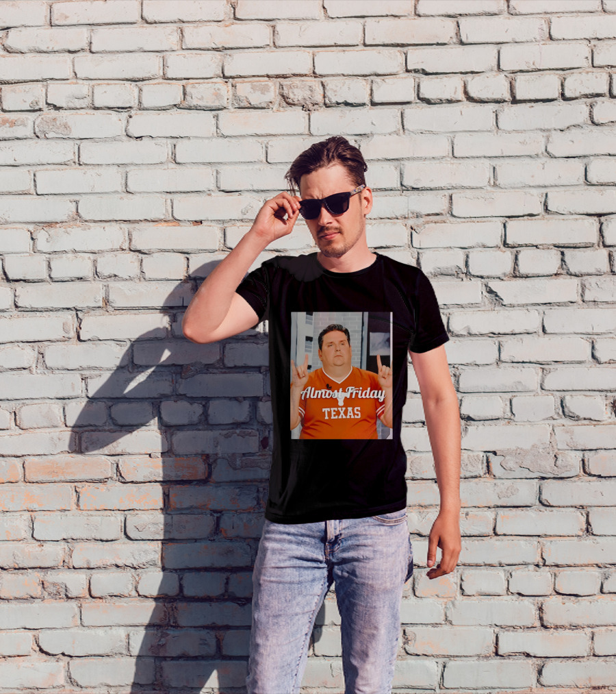 Almost Friday Texas Longhorn Hook 'EM T-Shirt