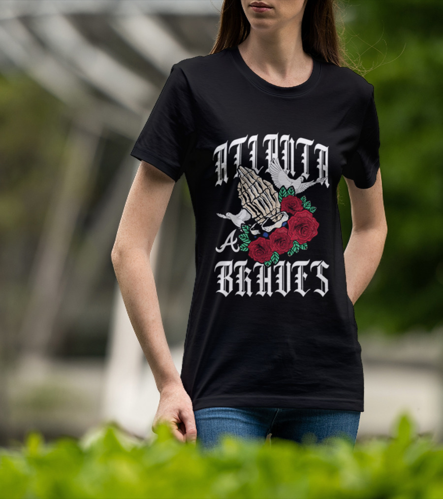 Atlanta Braves Gothic Bloom Praying Hands Halloween Roses 2026 T-Shirt