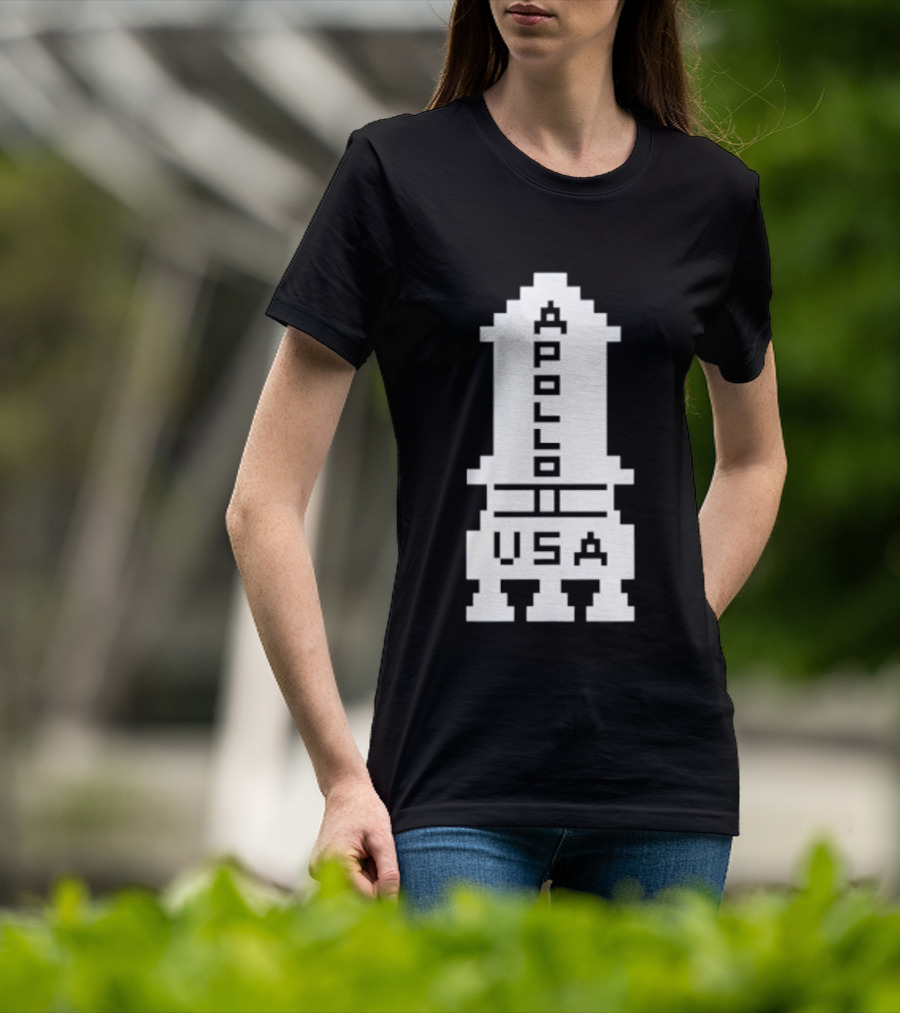 Apollo USA Rocket NASA Pixel T-Shirt