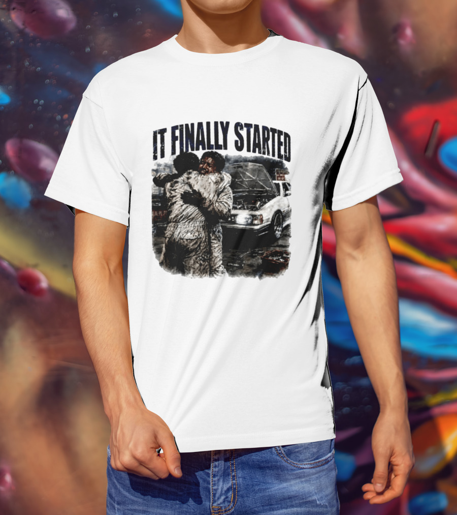 It Finally Started Junkiez Network Car Enthusiast Hugging Mechanics T-Shirt