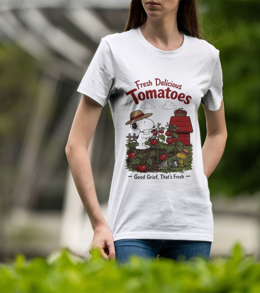 Snoopy Fresh Delicious Tomatoes Good Grief That's Fresh Garden Scene T-Shirt