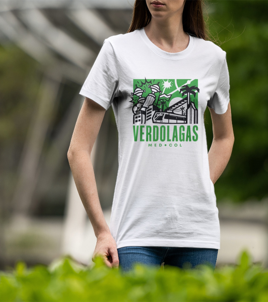 Verdolagas Med Col Medellín Paisa Culture Soccer Skyline Palm Trees T-Shirt