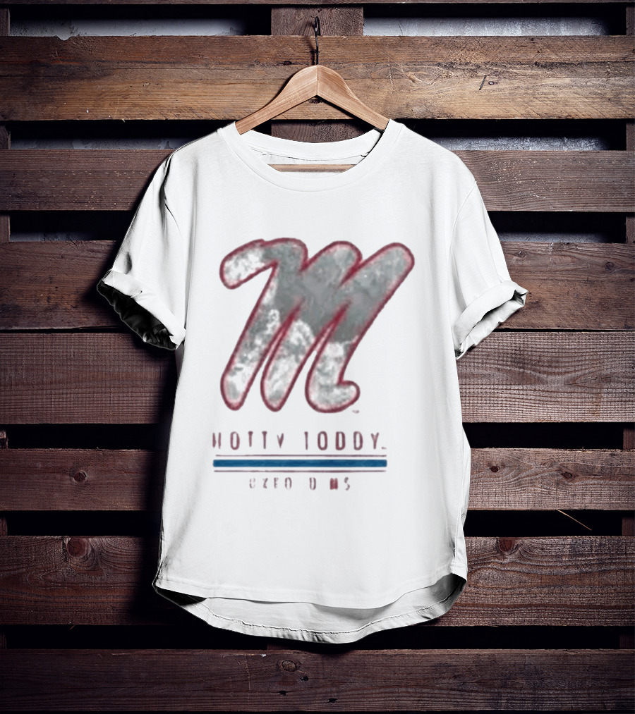 Ole Miss Hotty Toddy M Realtree Camo 2026 T-Shirt