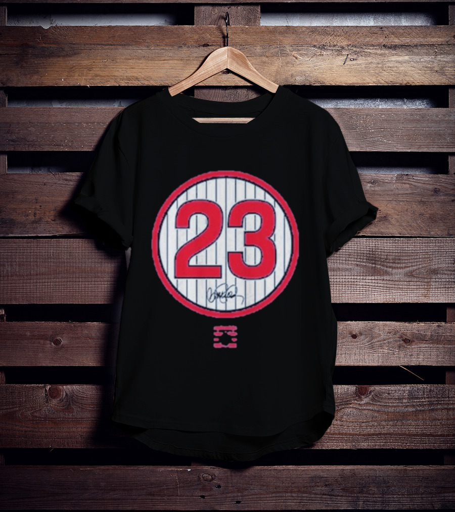 Ryne Sandberg 23 MLB Legend Signature T-Shirt