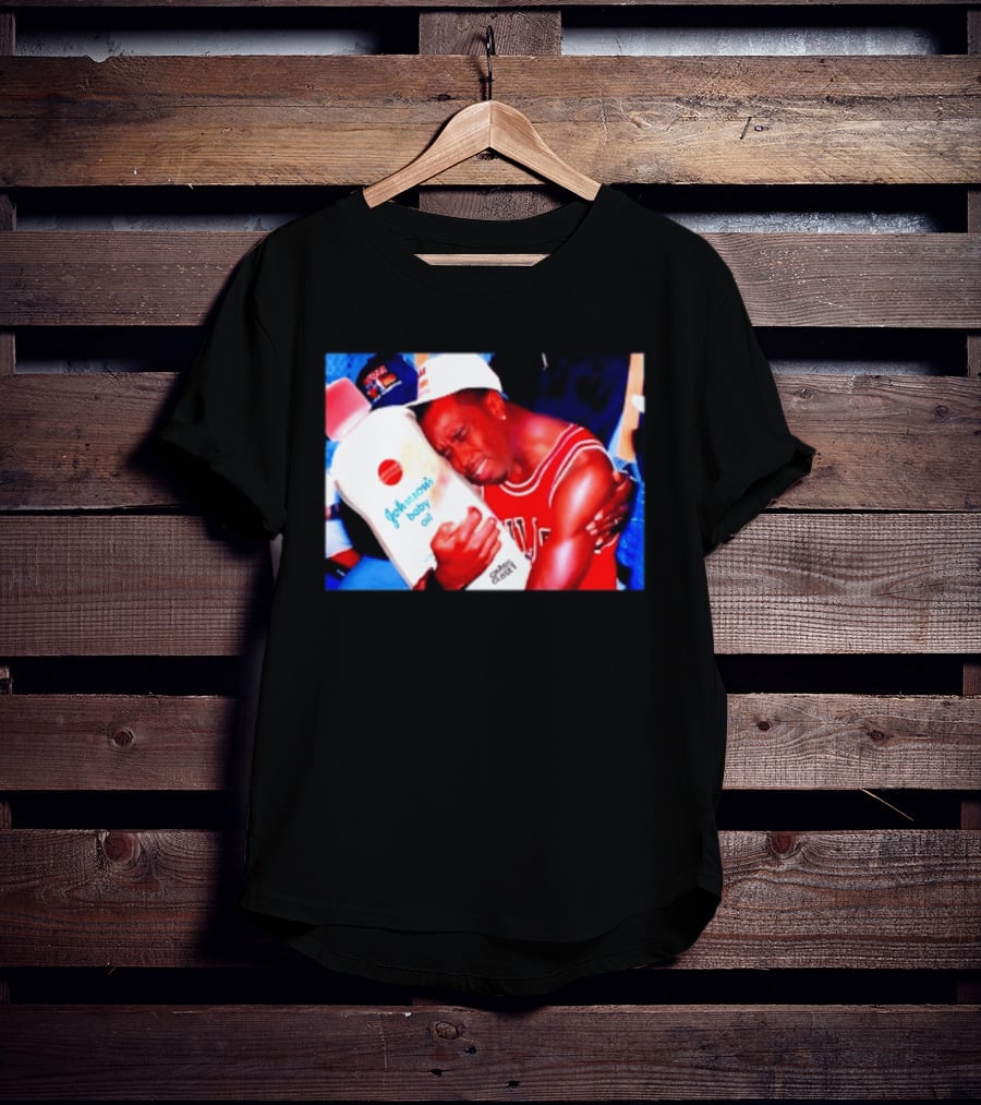 Sean Diddy Combs Johnson's Baby Oil Chicago Bulls Hugging Moment T-Shirt