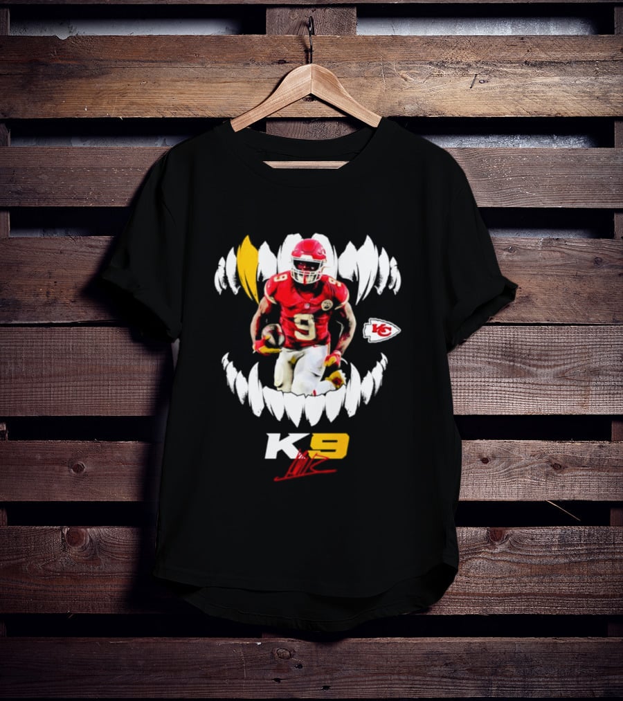 Kansas City Chiefs K9 Kenneth Walker III Football Teeth T-Shirt