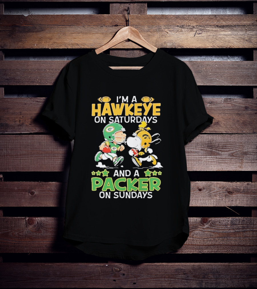 Peanuts I Am A Hawkeye On Saturdays And A Packer On Sundays T-Shirt