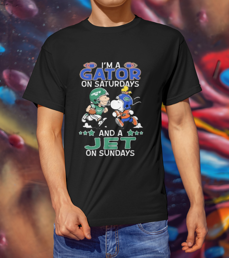 I'm A Gator On Saturdays And A Jet On Sundays Charlie Brown Snoopy Football Peanuts T-Shirt