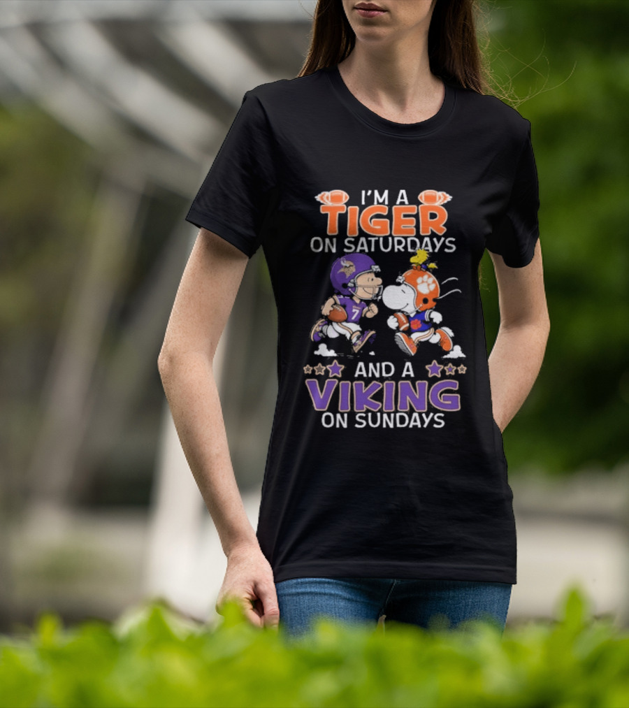 I'm A Tiger On Saturdays And A Viking On Sundays Charlie Brown And Snoopy Football Fan Days T-Shirt