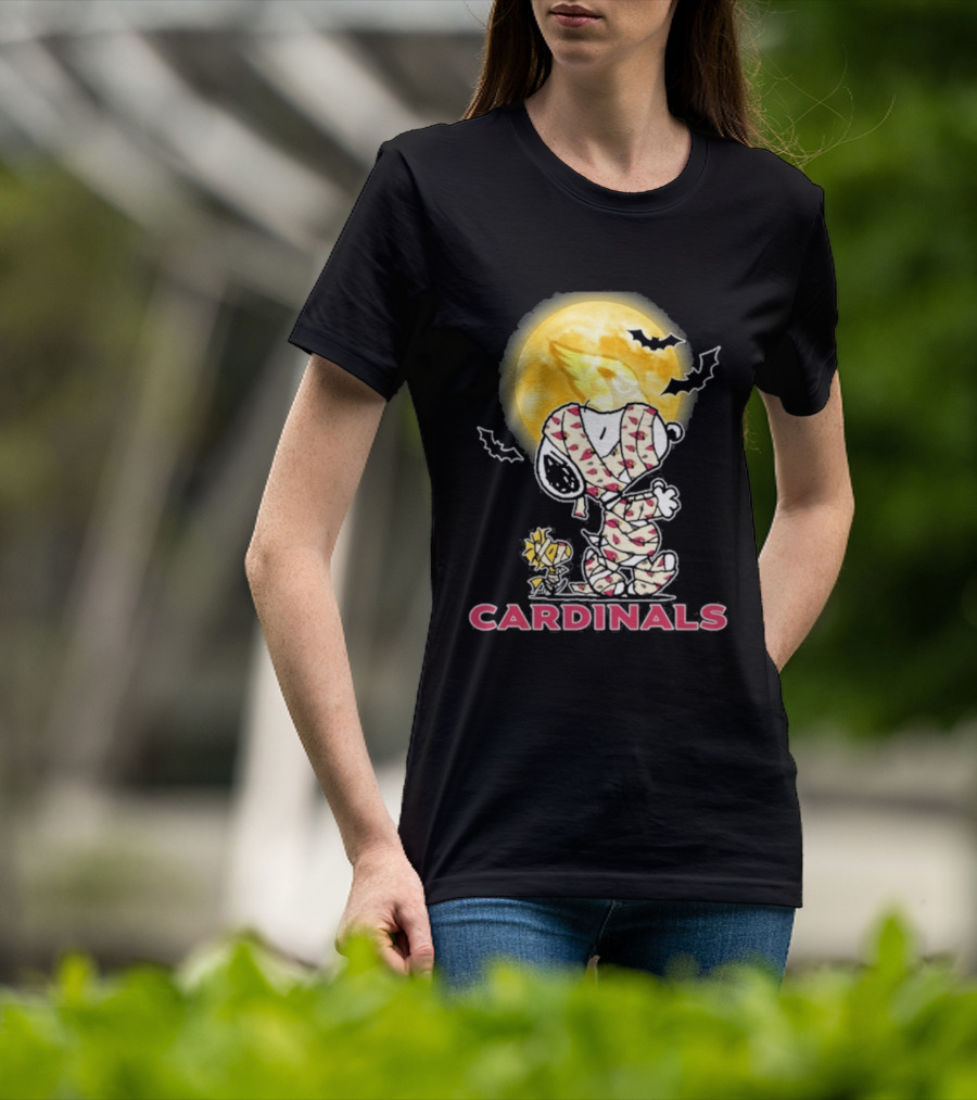 Arizona Cardinals Snoopy Woodstock Halloween Holiday 2026 Moon Bats T-Shirt