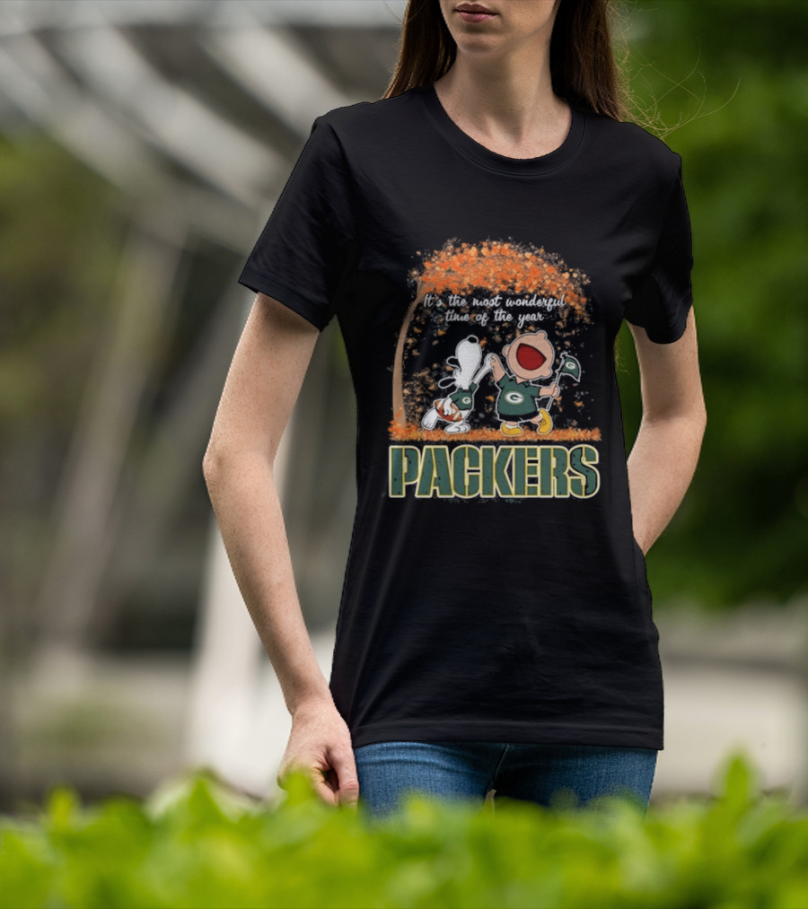 Green Bay Packers Snoopy Charlie Brown Dancing Autumn Leaves 2026 Most Wonderful Time T-Shirt