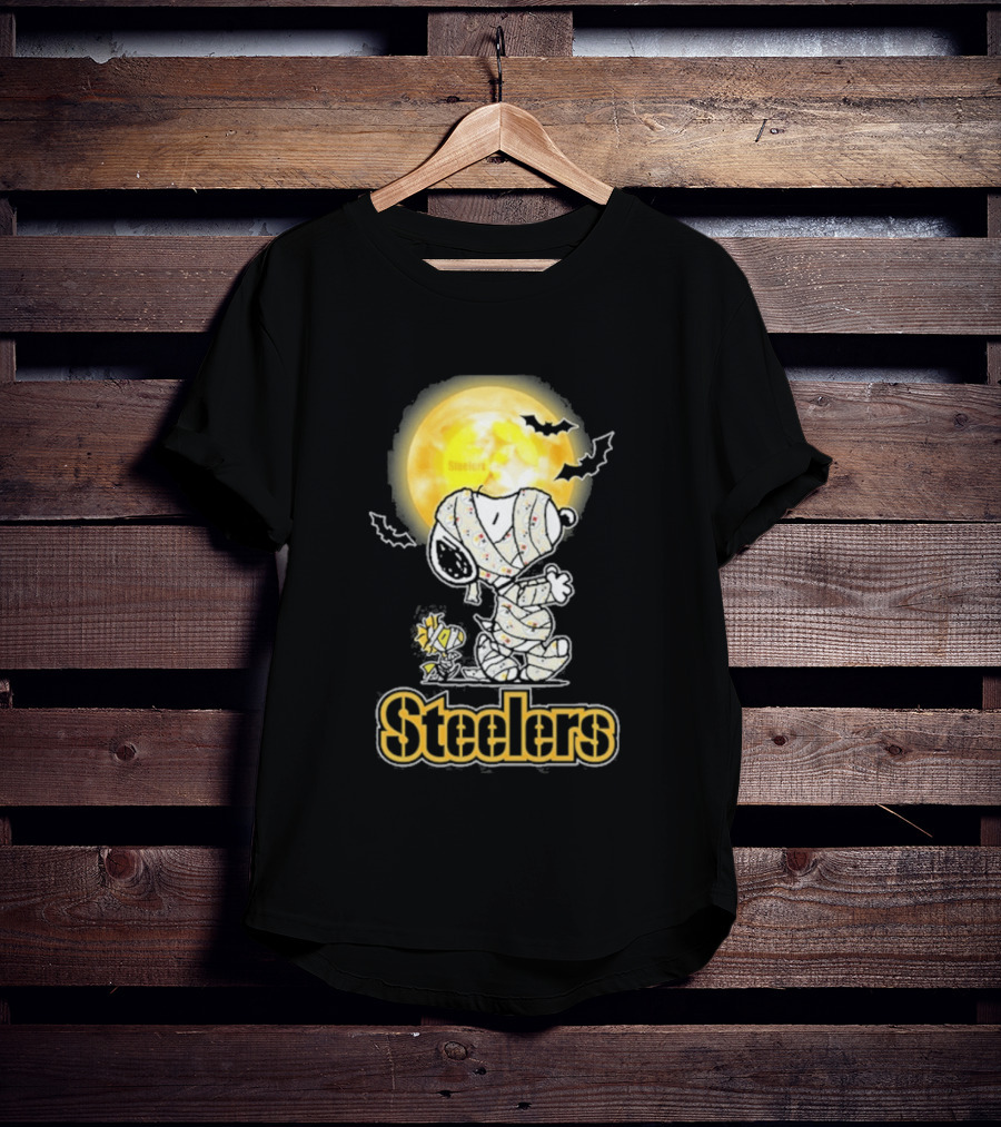 Pittsburgh Steelers Snoopy Halloween 2026 Holiday T-Shirt