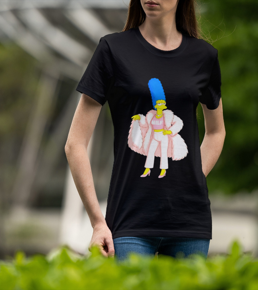 Marge Simpson Milf Pink Fur Coat The Simpsons Cartoon Iconic Character Fashion T-Shirt