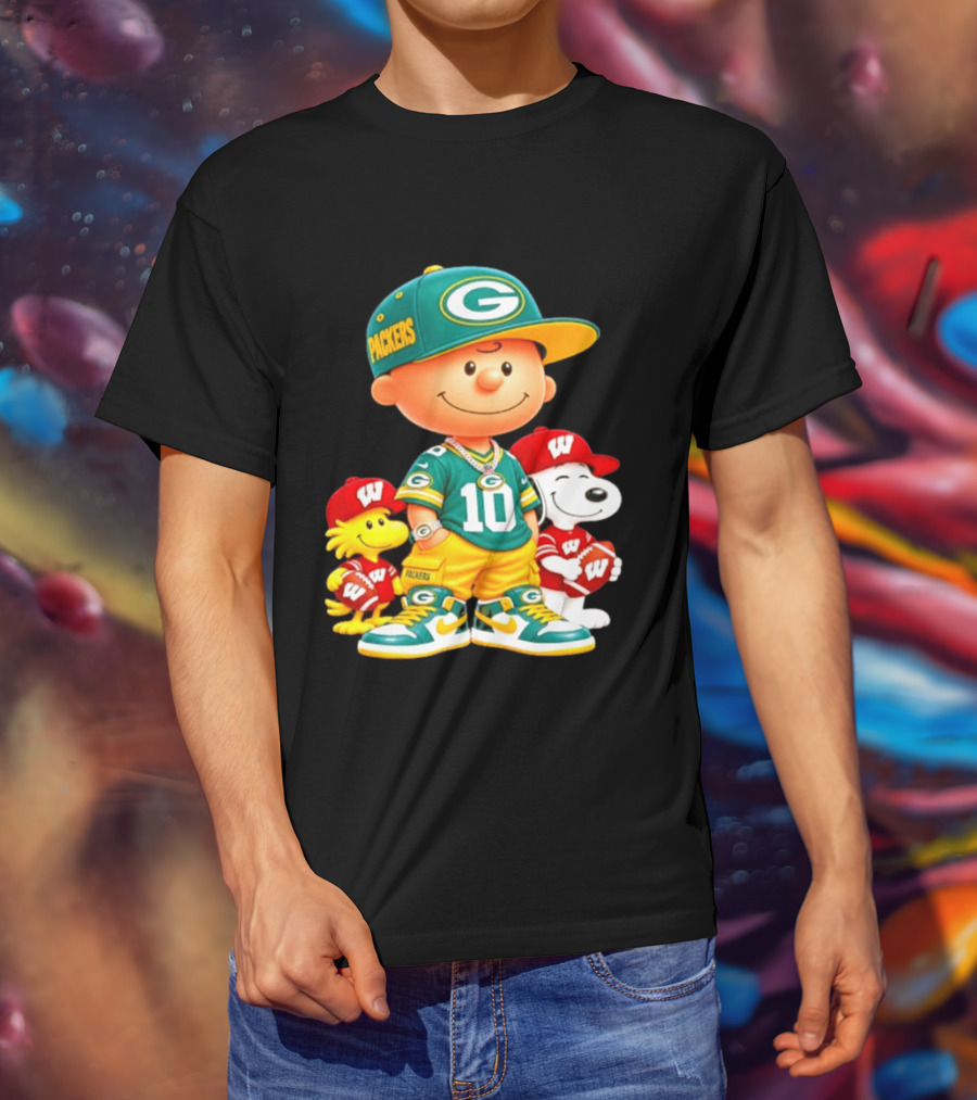 Charlie Brown Snoopy Woodstock Green Bay Packers Wisconsin Badgers Sports Fan Gear T-Shirt