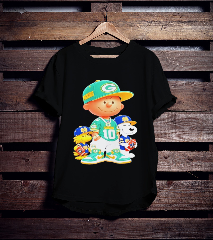 Peanuts Green Bay Packers Notre Dame Fighting Irish Football Characters Charlie Brown Snoopy Woodstock T-Shirt