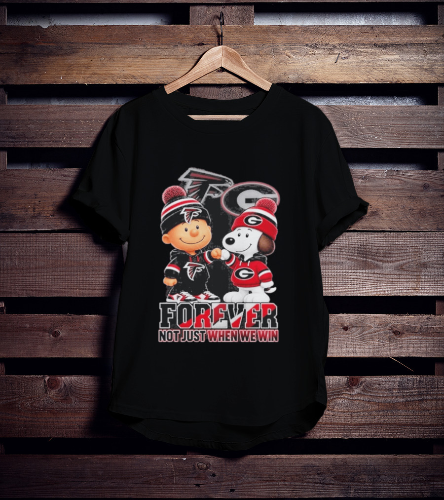 Atlanta Falcons Charlie Brown Georgia Bulldogs Snoopy Fist Bump Forever Not Just When We Win T-Shirt