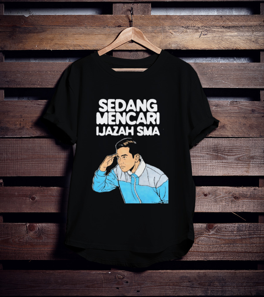 Sedang Mencari Ijazah SMA Man In Blue Jacket Visual T-Shirt