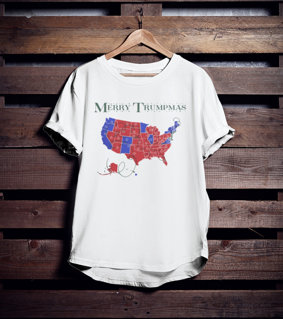 Merry Trumpmas Map Holiday Christmas USA Red Blue States T-Shirt