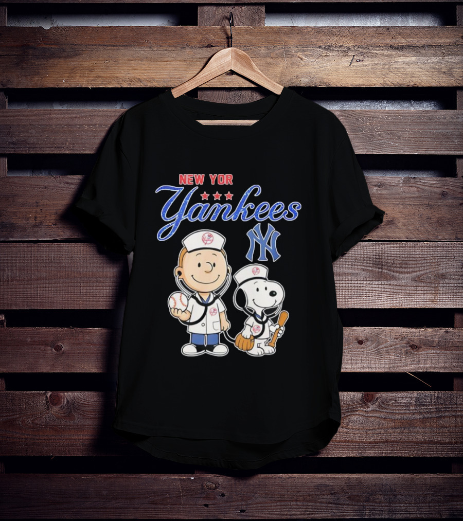 New York Yankees Charlie Brown Snoopy Nurse Peanuts T-Shirt