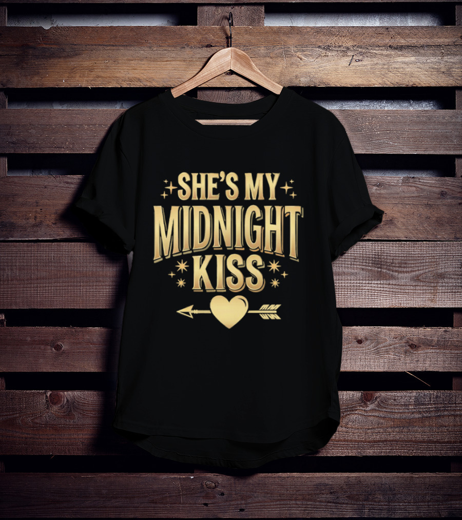 She's My Midnight Kiss Heart And Arrow Stars T-Shirt