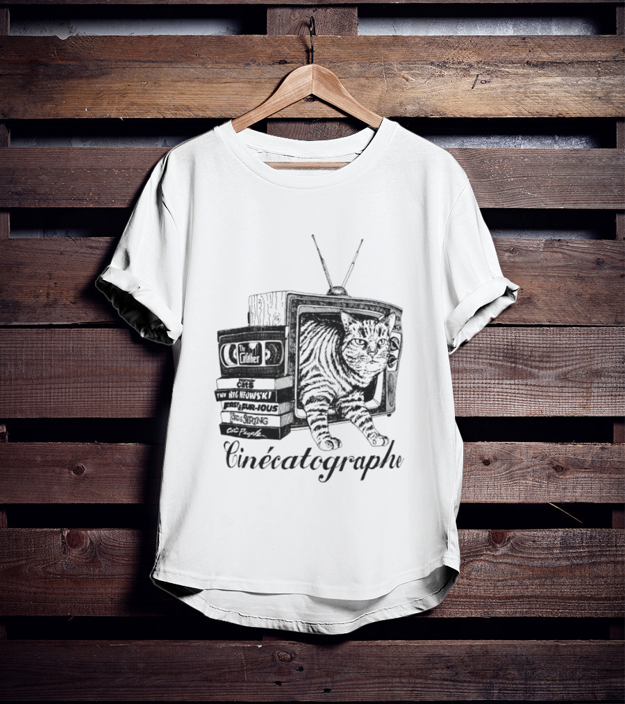 Cinécatographe Cat TV With Retro Television And Books T-Shirt