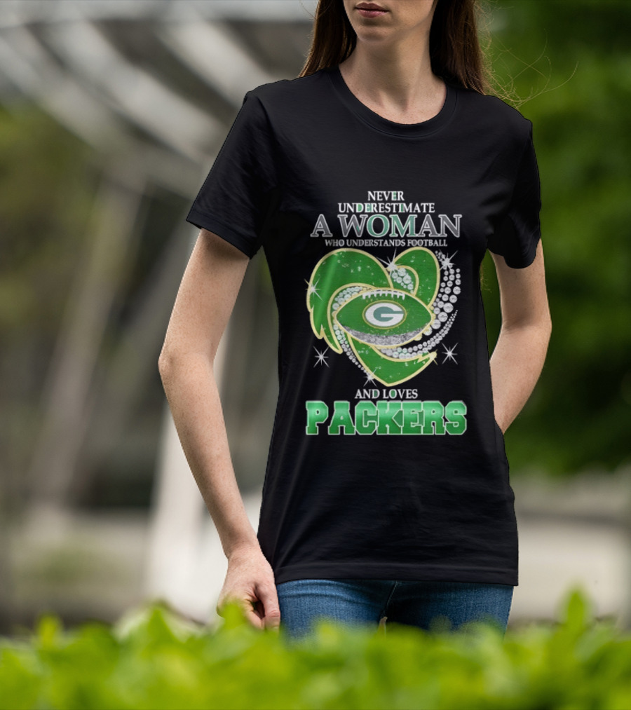 Never Underestimate A Woman Who Understands Football And Loves Packers T-Shirt