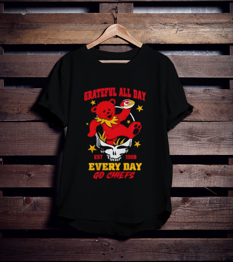 Grateful All Day Every Day Go Chiefs Est 1960 Kansas City Chiefs X Grateful Dead T-Shirt