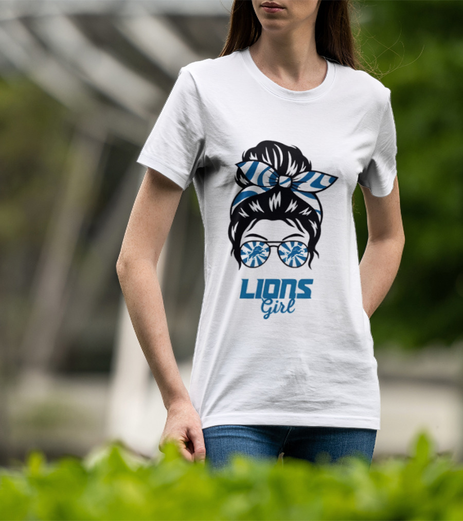 Detroit Lions Girl Glasses Messy Bun T-Shirt
