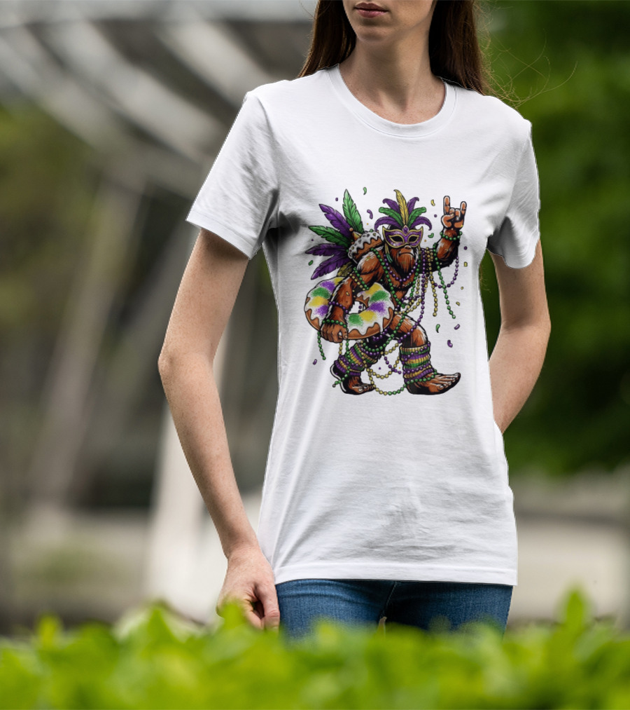 Mardi Gras Bigfoot King Rock And Roll Hand Beads Cake Donut T-Shirt