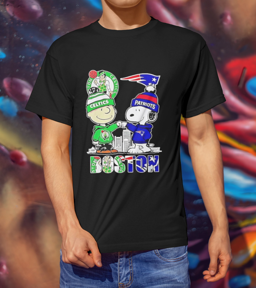 Charlie Brown Snoopy Celtics Patriots Boston Fist Bump T-Shirt