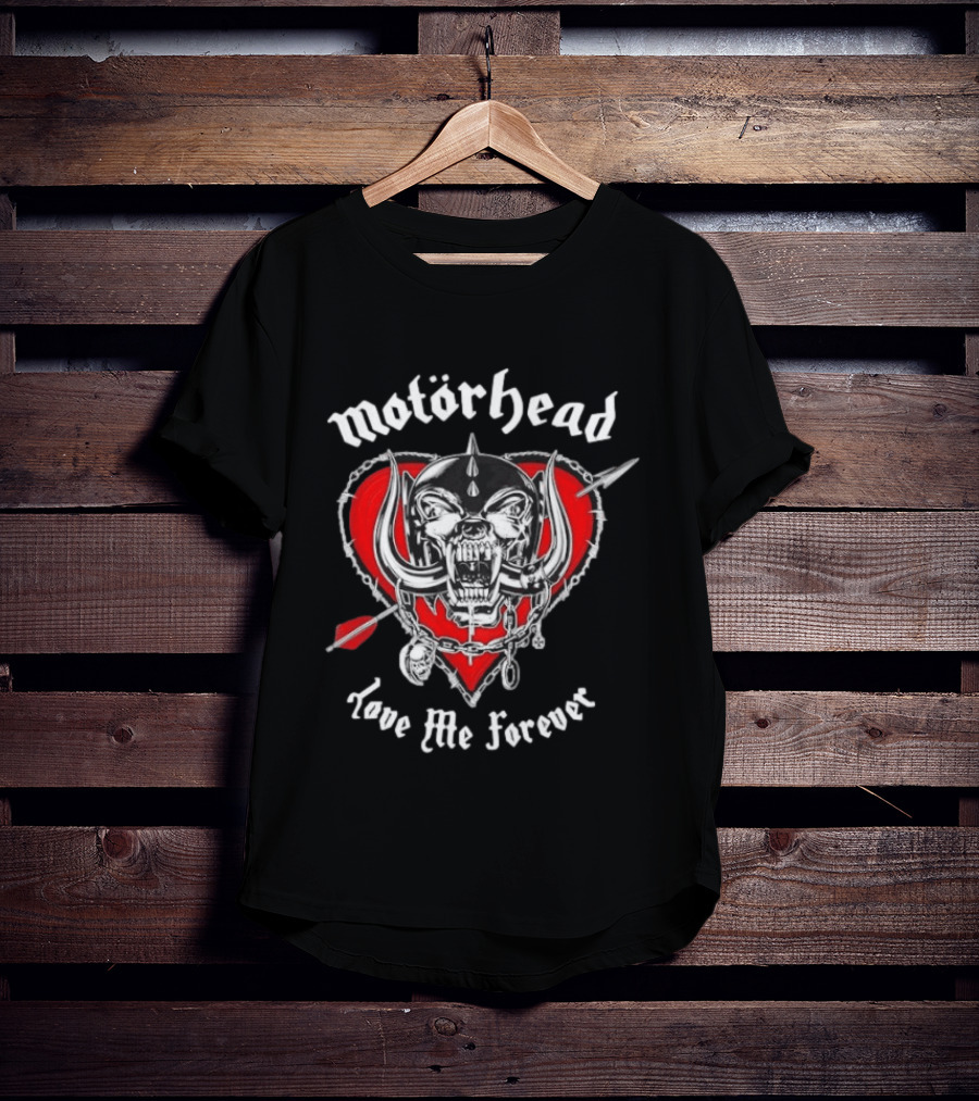 Motörhead Love Me Forever Heart Snaggletooth T-Shirt