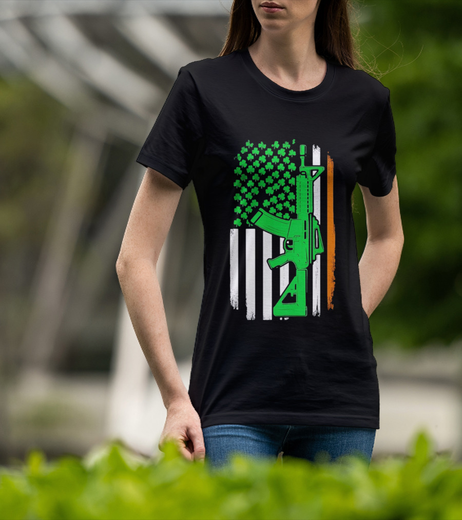 AR15 Shamrock American Irish Flag St Patrick's Day T-Shirt