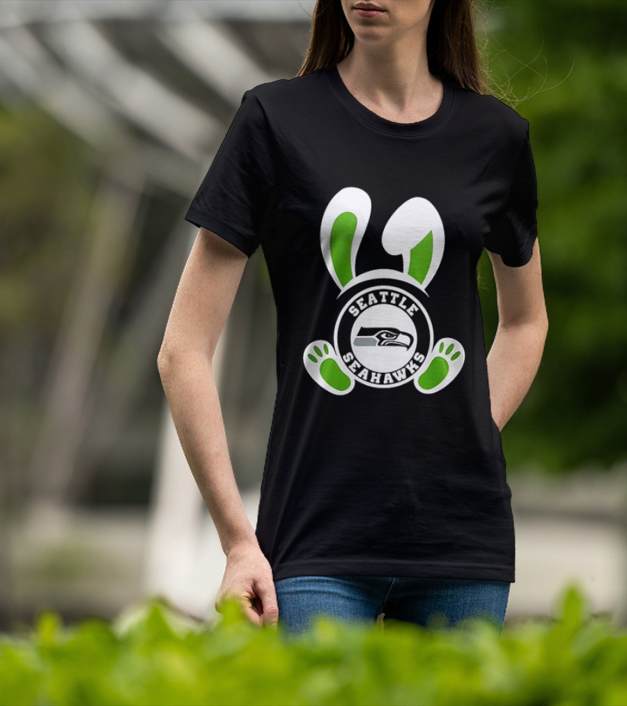 Seattle Seahawks Easter Pride Forget The Eggs I'm Hunting T-Shirt
