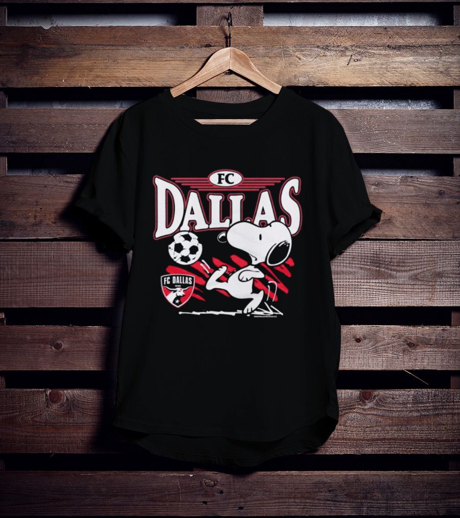 Peanuts Snoopy FC Dallas Soccer Collaboration T-Shirt