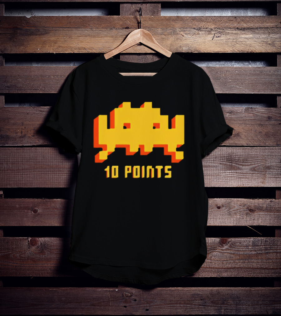 Roy IT Crowd Space Invader 10 Points Game Reference T-Shirt