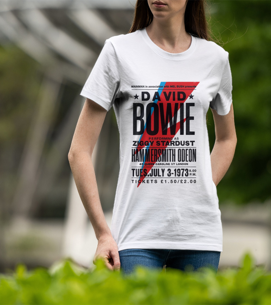 David Bowie Performing As Ziggy Stardust Hammersmith Odeon London July 3 1973 T-Shirt