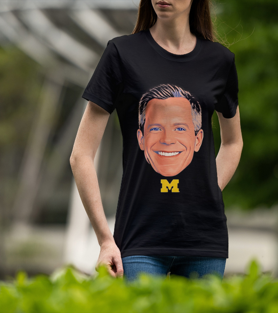 Dusty May Big Face Michigan Wolverines M Yellow T-Shirt